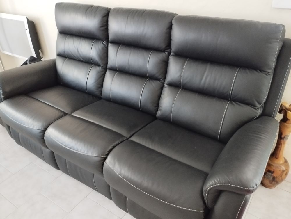 canap� relaxe �lectrique en cuir noir 350 Cannes (06)