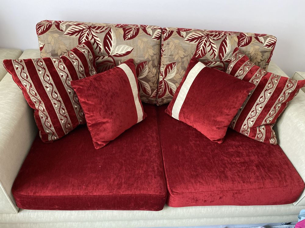 Canap� rouge bordeaux 130 Chelles (77)