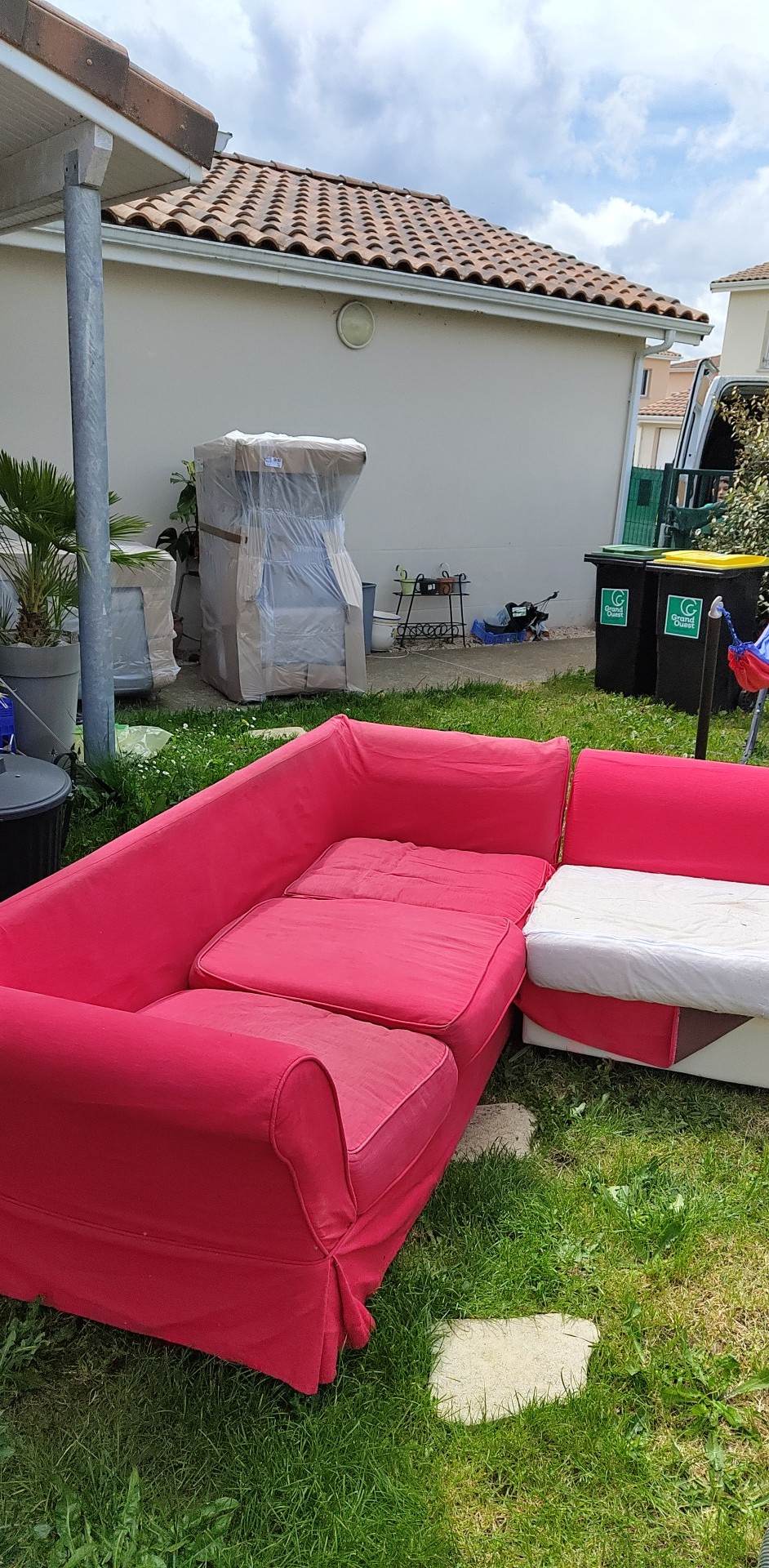 Canap� rouge 50 Pibrac (31)