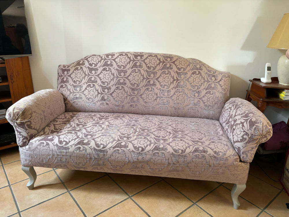 canap� rustique 100 Hy�res (83)