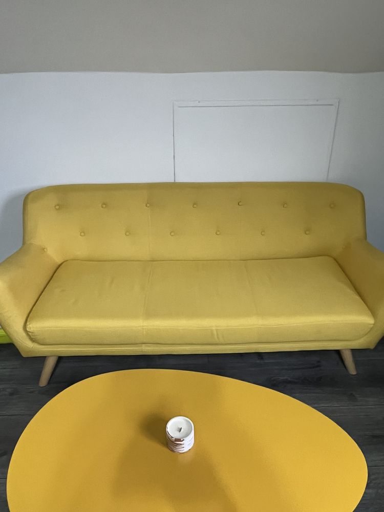 Canap� scandinave jaune 250 Compi�gne (60)