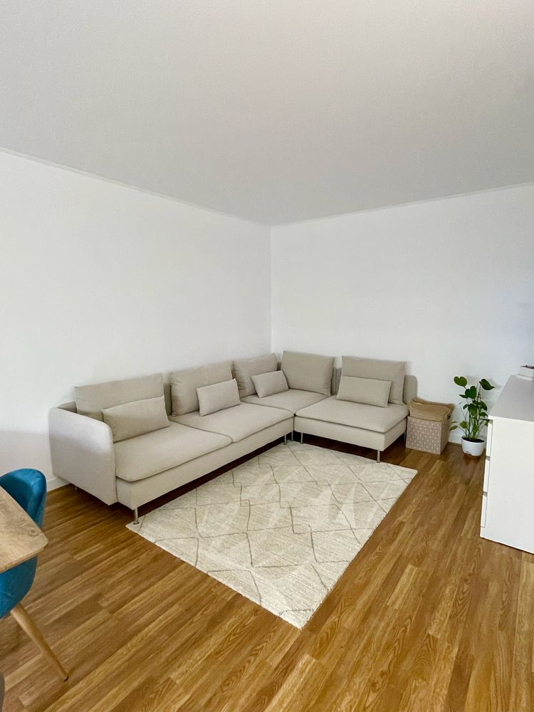 Canap� S�DERHAMN (5 Places ) + Tapis IKEA NEUF 1000 Courbevoie (92)