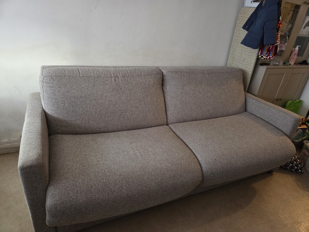 Canap� tissu gris 4 places 1200 Paris 13 (75)