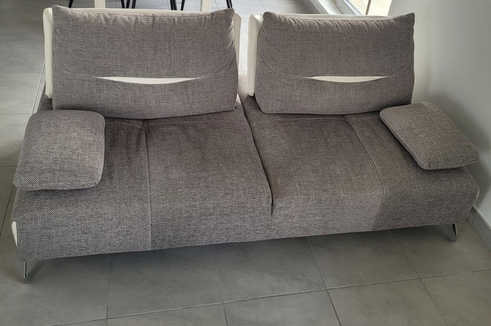 Canap� tissus gris/cuir blanc /1 couchage 700 Strasbourg (67)