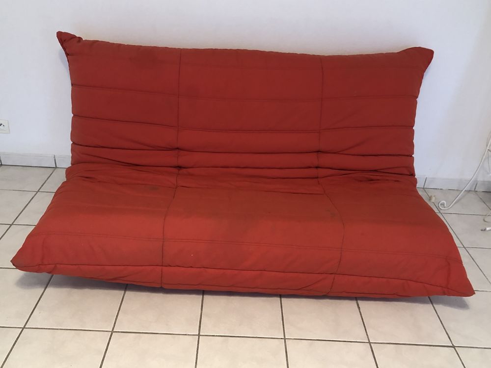 Canap� lit TOGO ligne ROSE 1000 Cavalaire-sur-Mer (83)