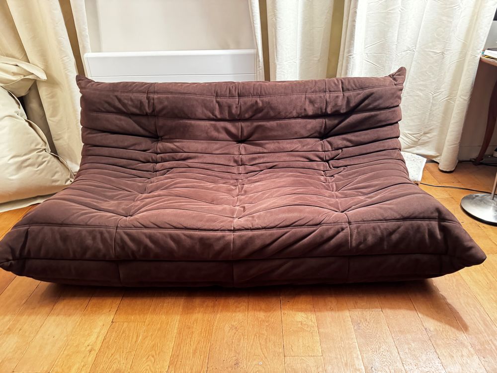 Canap� togo 3 places en alcantara 2500 Paris 8 (75)