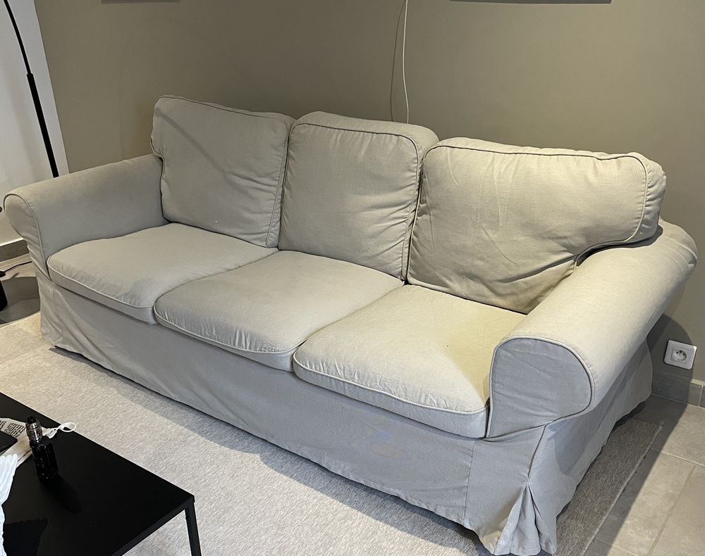 canap� trois places 350 Les Arcs (83)