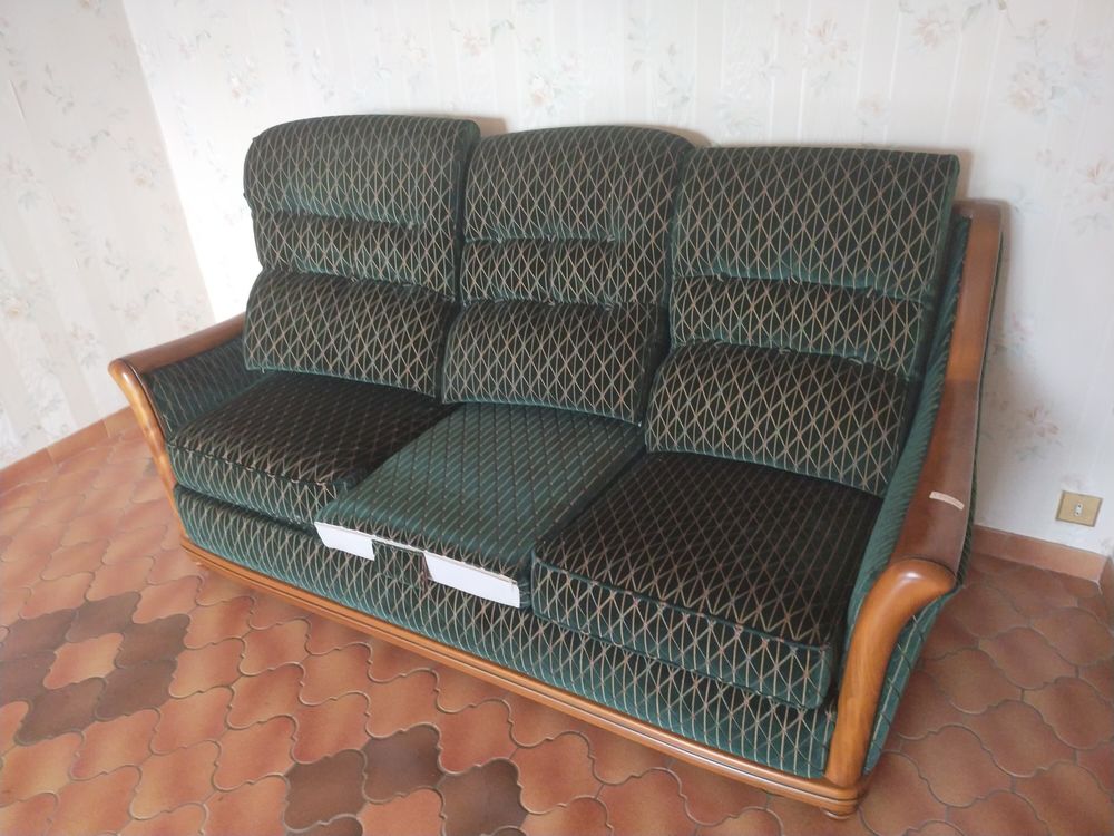 Canap� trois places 130 M�con (71)