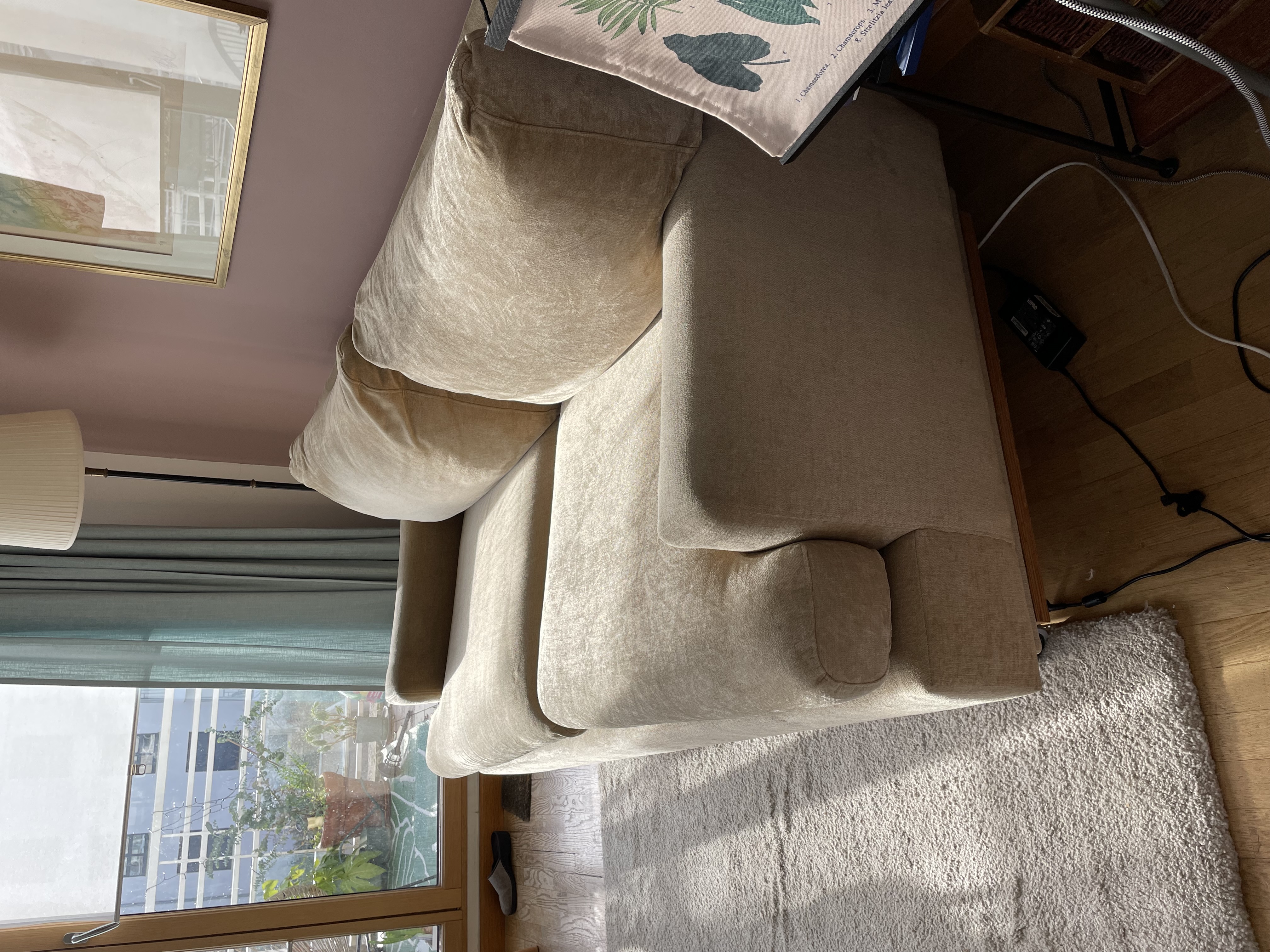 Canap� en velours beige haut de gamme 3 places 420 Houilles (78)