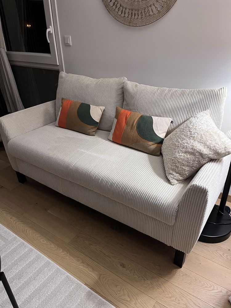 Canap� velours beige 300 Le Barcar�s (66)