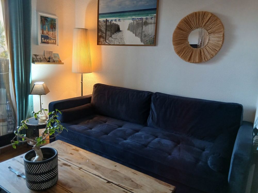Canap� Velours bleu convertible. 500 Six-Fours-les-Plages (83)