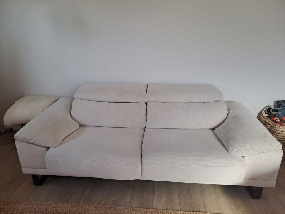 Canap� velours c�tel� beige 650 Cabestany (66)