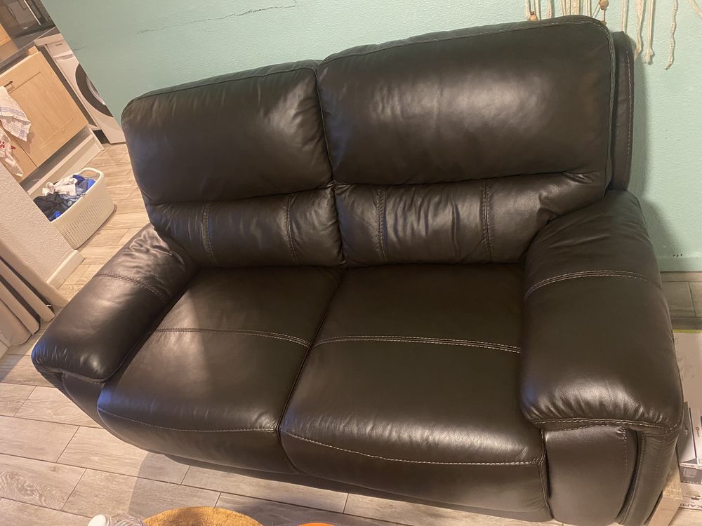 Canap� v�ritable cuir 650 Le Gosier (97)