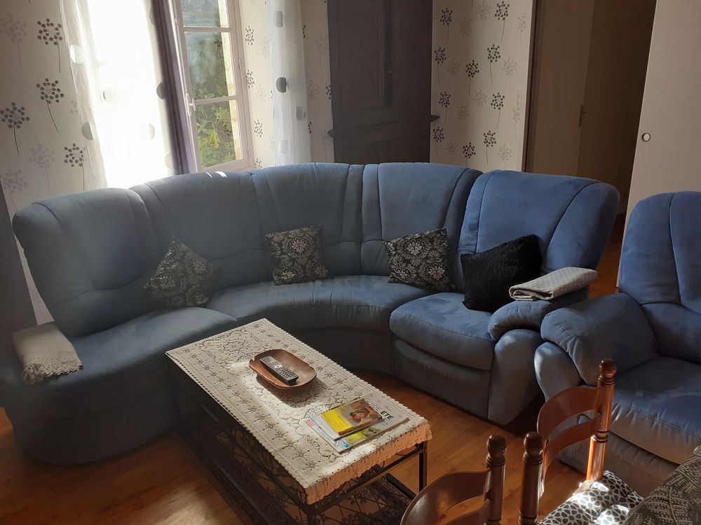 Canap�. 300 Condat (46)