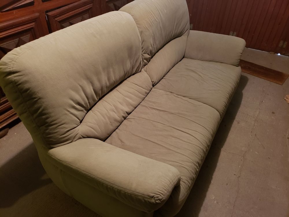 Canap� 200 Magnac-sur-Touvre (16)