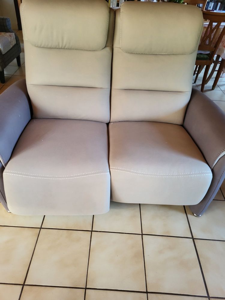 canape 280 Belmont-de-la-Loire (42)