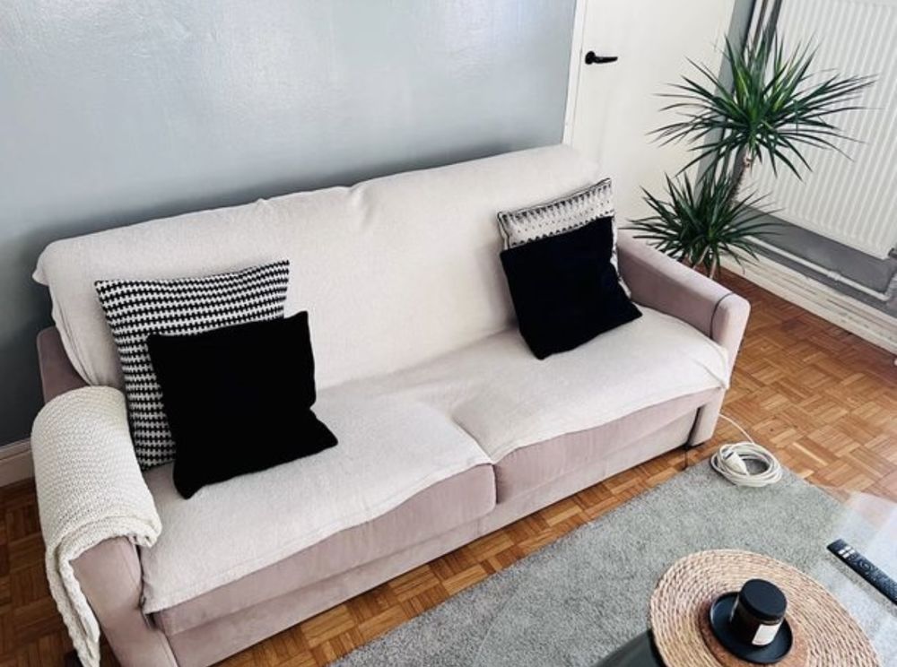 canap� - lit 700 Paris 14 (75)