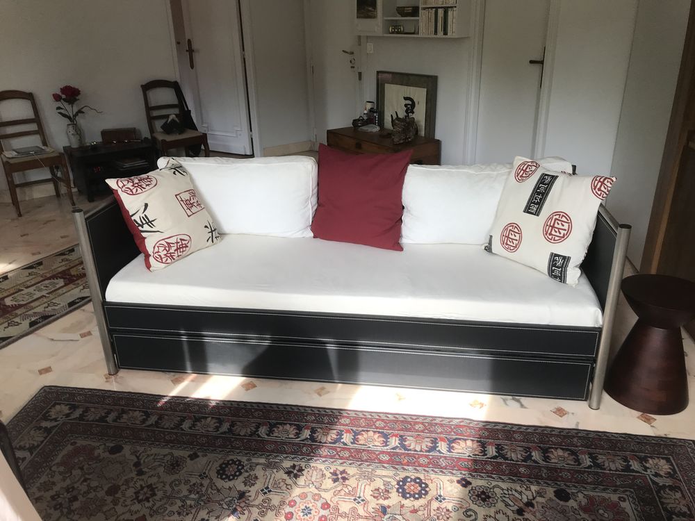 Canap� Le lit 250 Paris 14 (75)