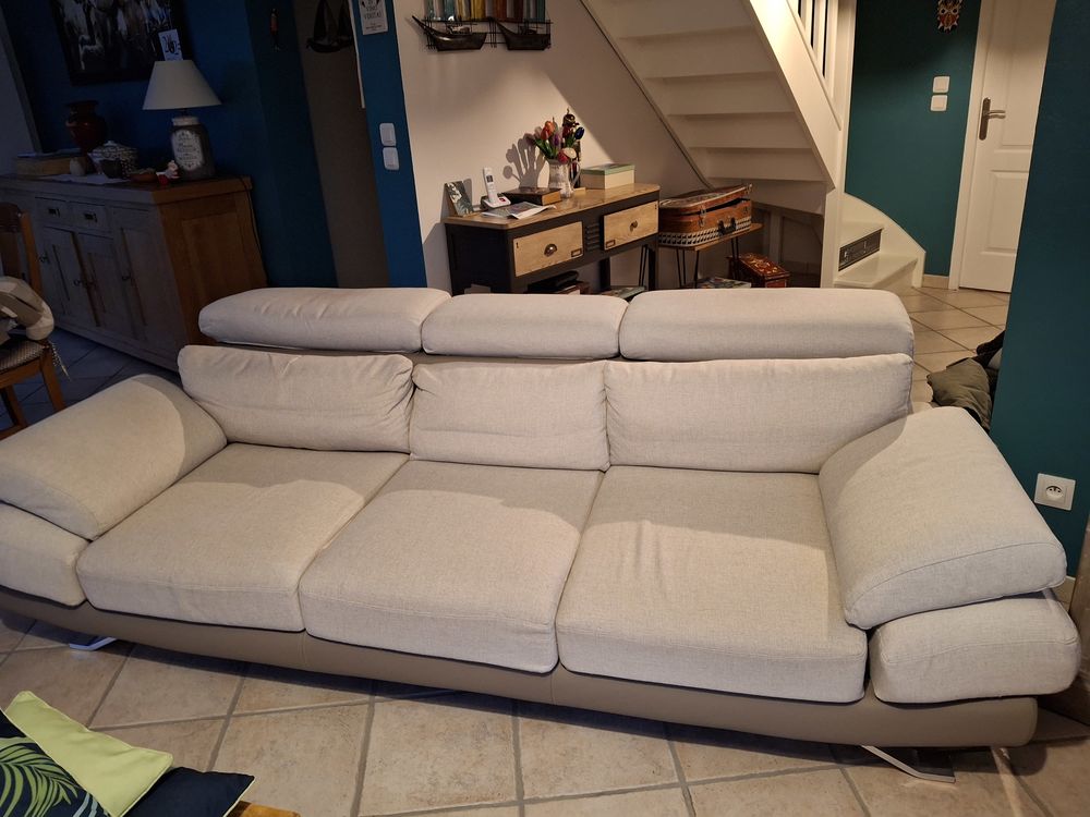 canap�3-4 places poltronesofa 200 Octeville-sur-Mer (76)
