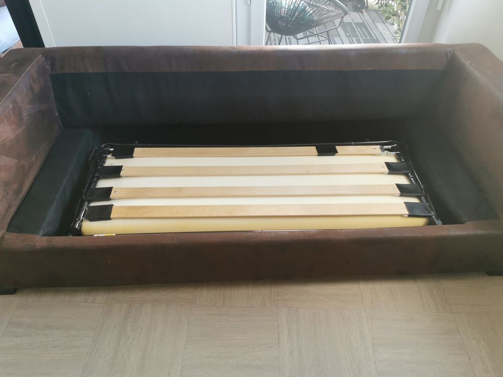 Canaper 3 places su�dine convertible 340 Chelles (77)