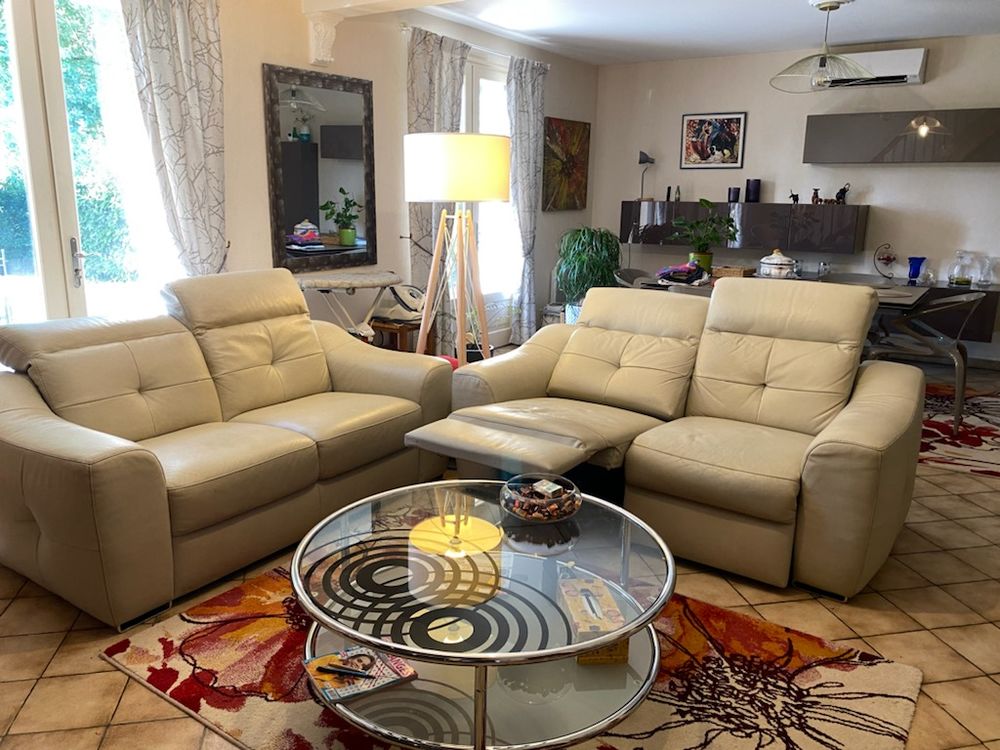 2 canap�s en cuir de grande marque 1100 Roullet-Saint-Est�phe (16)