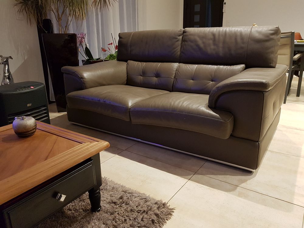  CANAPES CUIR 2 PLACES 350 Ortaffa (66)