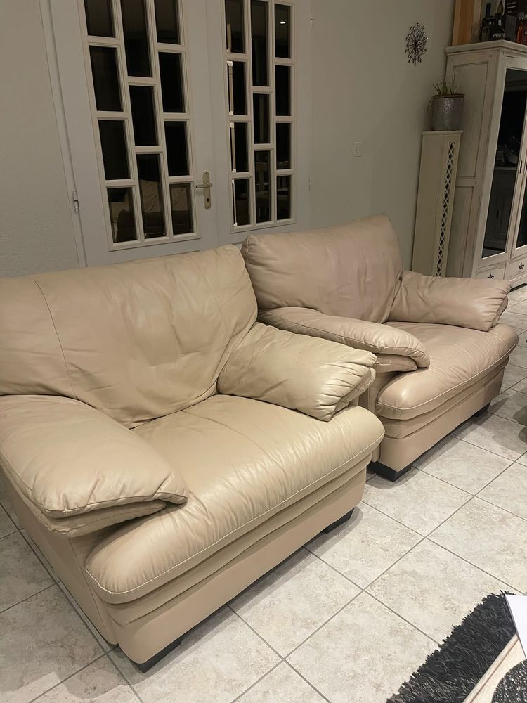 Canap�s cuir v�ritable beige 450 Saint-Genis-Pouilly (01)
