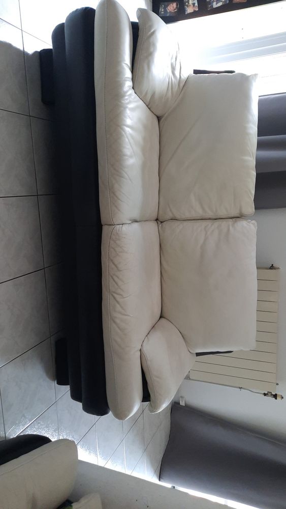 2 canap�s cuir 400 Argel�s-sur-Mer (66)