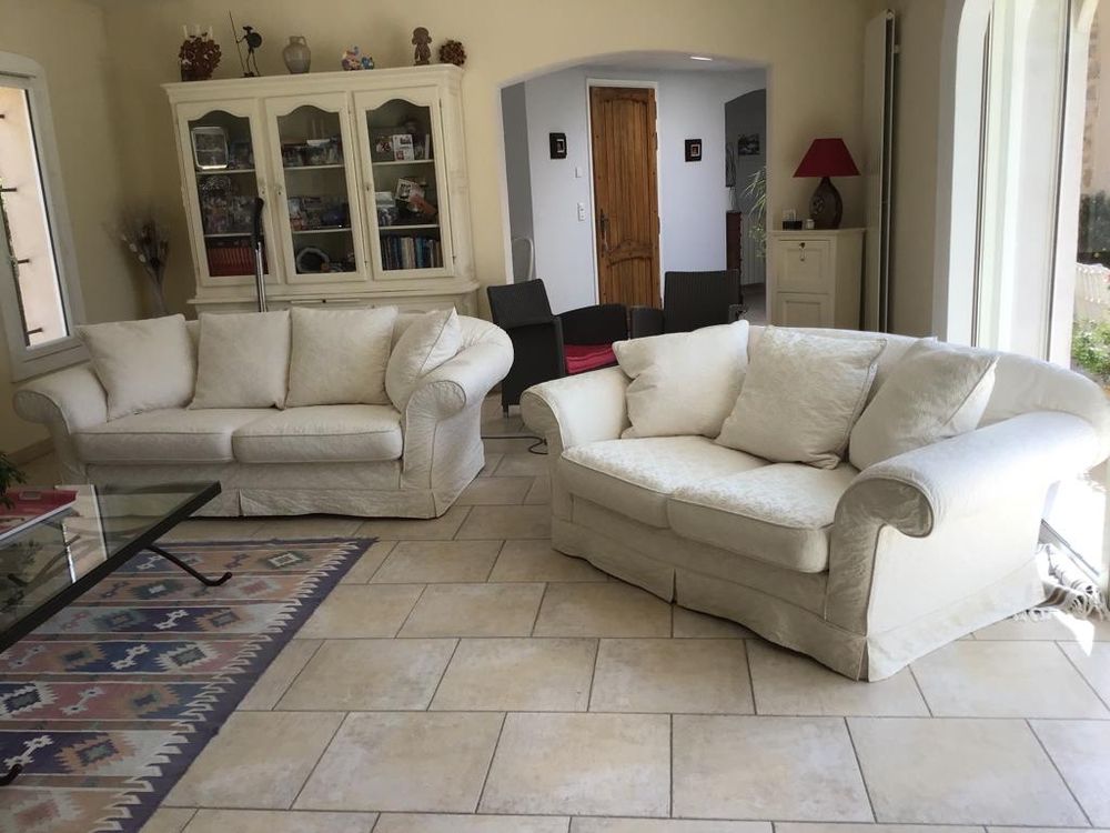 canap�s Mazzoli 400 Peymeinade (06)