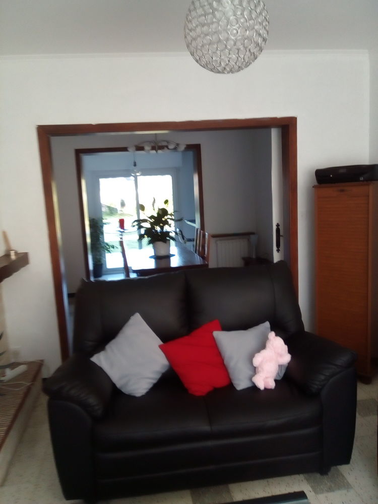 Canap�s noir 2x2 0 Crespin (59)