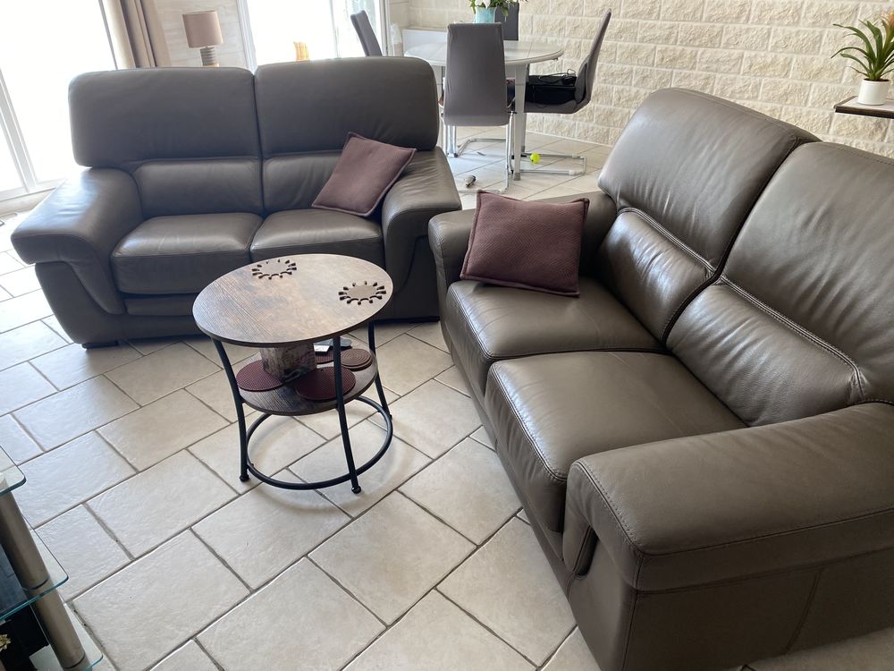 2 Canap�s 2 places fixes CUIR CENTER marron  tr�s bon �tat 600 Carri�res-sous-Poissy (78)