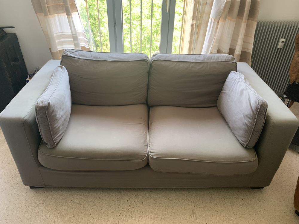 2 c2 Canap�s 3 places. 
Peut �tre vendu seul
2 canap�s 350 Aix-en-Provence (13)