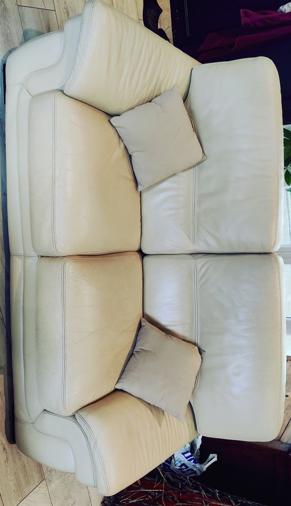 2 canap�s 2 places 150 Malesherbes (45)