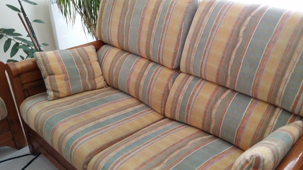 2 canap�s 0 Tourlaville (50)