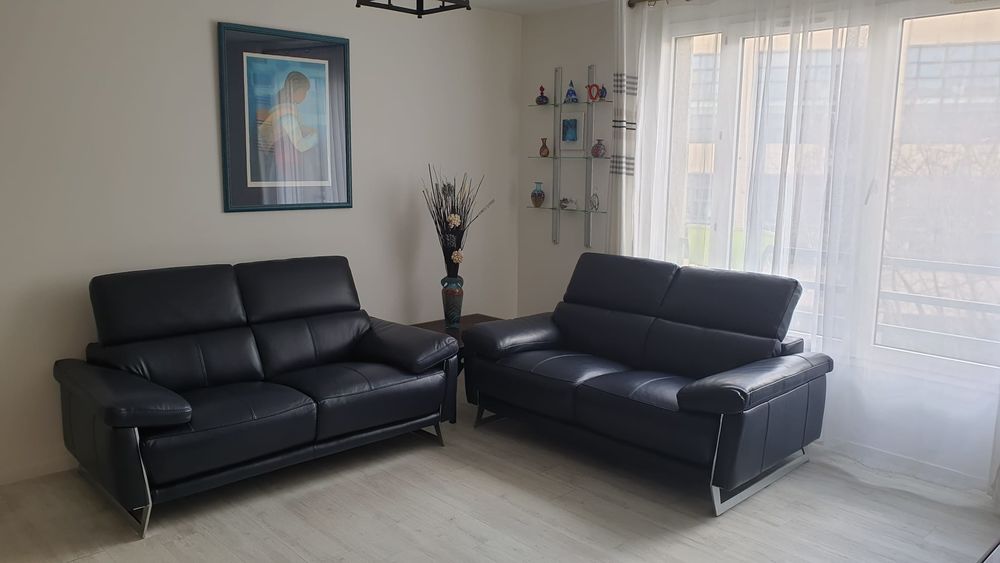 Canapes 1200 Montreuil (93)