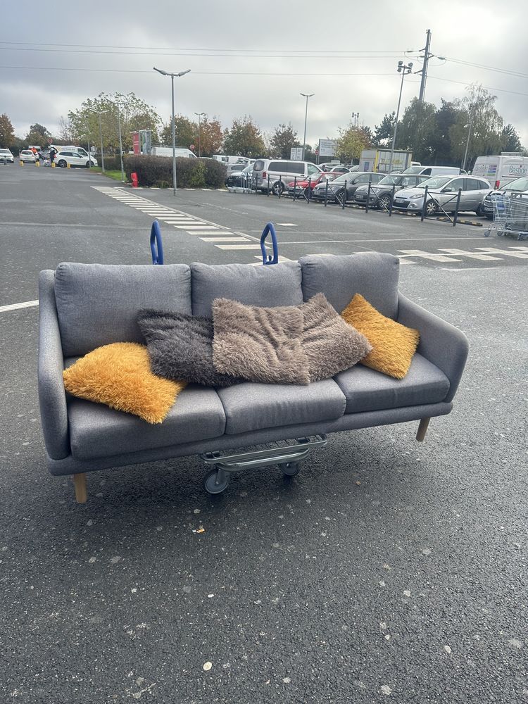 3 Canap�s 500 Montgeron (91)