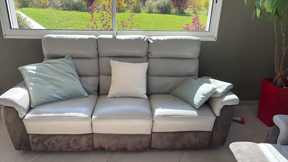 Canap�s 350 Saint-Jean-Saint-Nicolas (05)