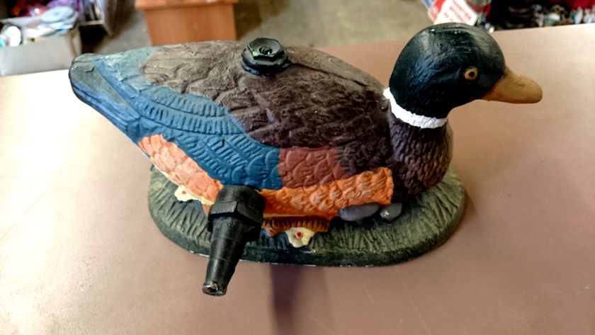 canard colvert fontaine jet d'eau en fonte neuf 45 Saint-P�tan (22)