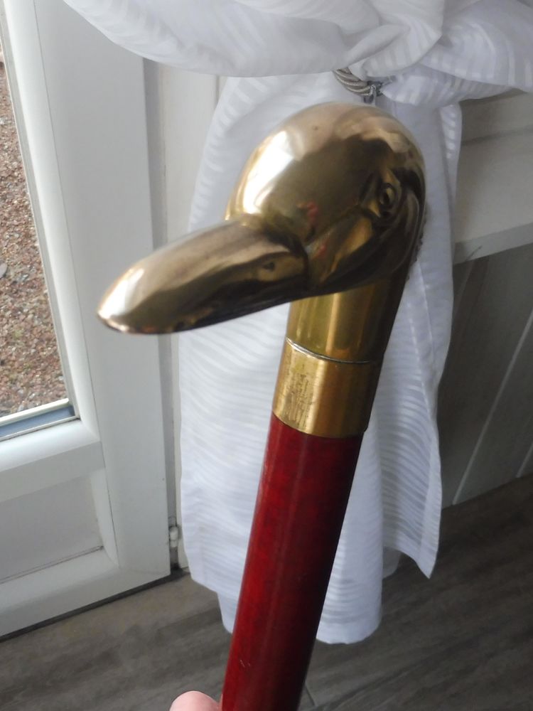 Canne en bois, pommeau t�te de canard en laiton 50 Limoges (87)