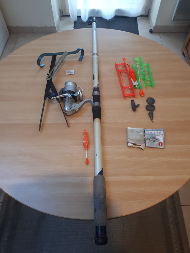 Canne � p�che CAPERLAN SEACOST 350 + moulinet et accessoires 20 Saint-Just (35)