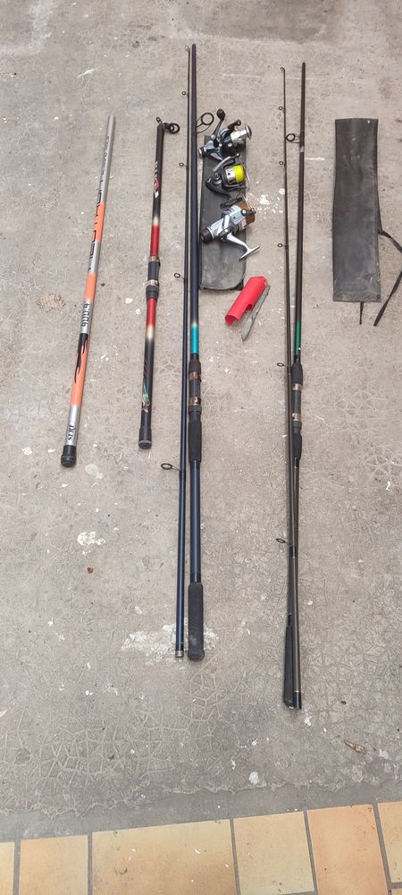 Lot canne a p�che + rod pod 100 Moras-en-Valloire (26)