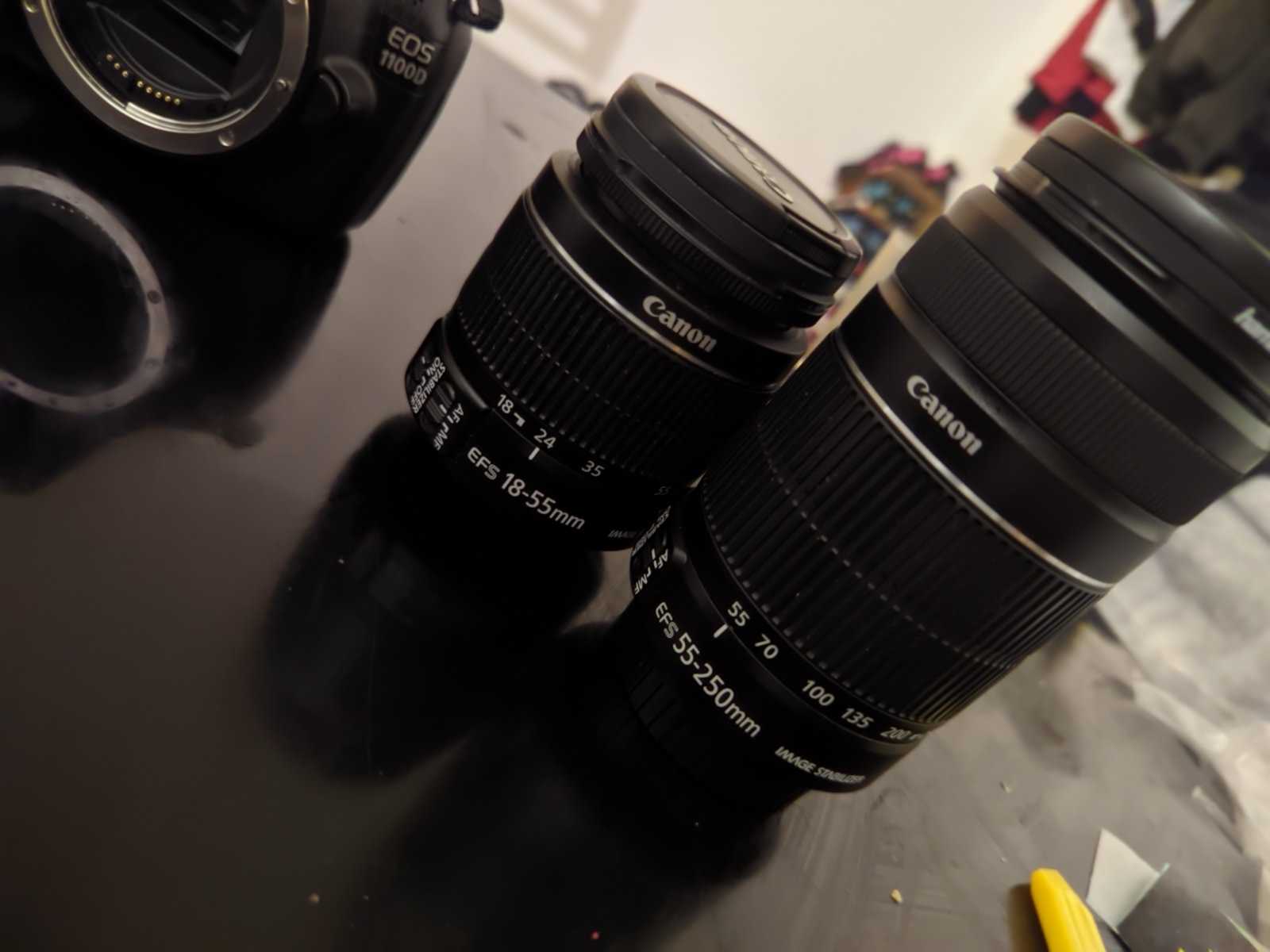 Canon 1100D tous neuf avec deux obj 18-55 mm 50-250 mm avec sa sacoche et toute les loisirs chargeur .. 450 Bobigny (93)