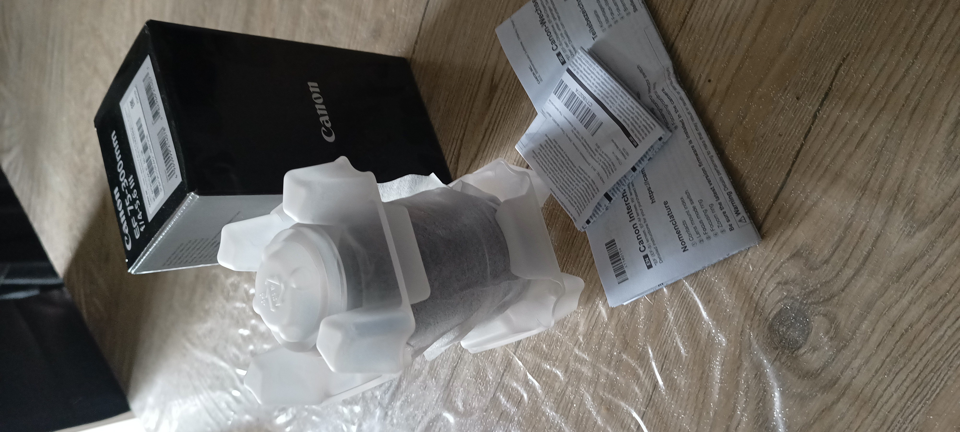 Canon EF 75-300mm f/4.0-5.6 III Objectif 150 Saint-Quentin (02)