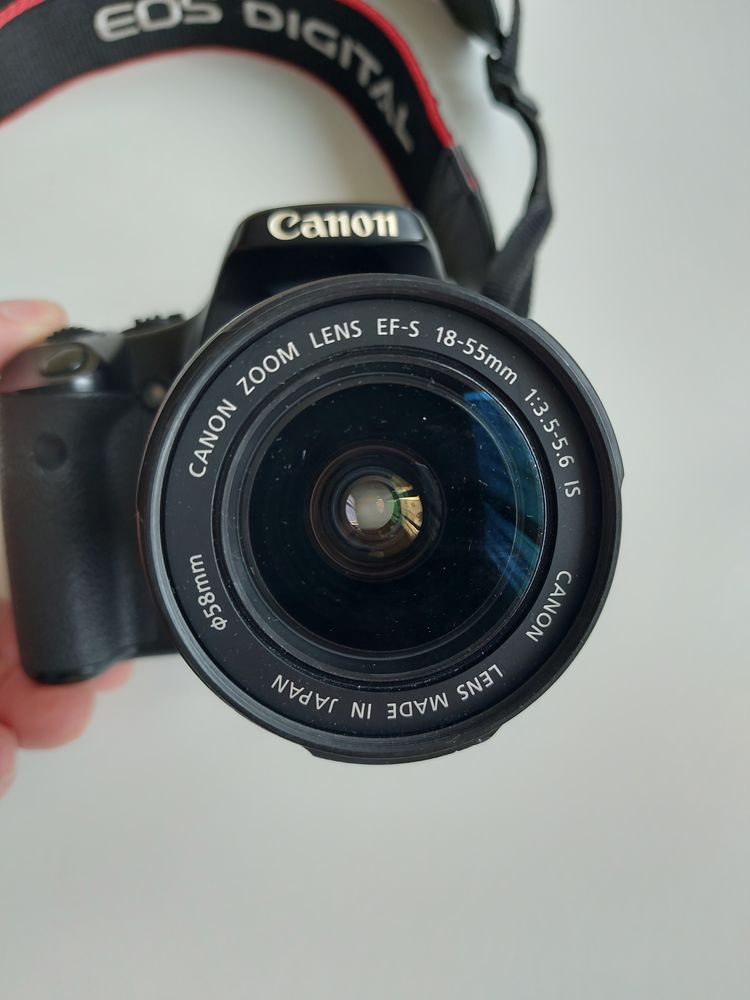 Canon EOS 450D avec objectif EFS 18-55 (avec r�paration) 75 Fontenay-le-Fleury (78)