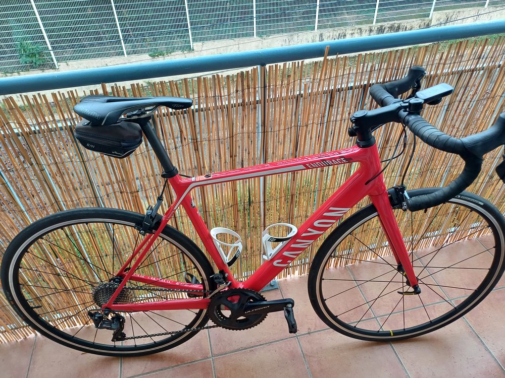 CANYON ENDURACE FULL-CARBON 1200 Uz�s (30)