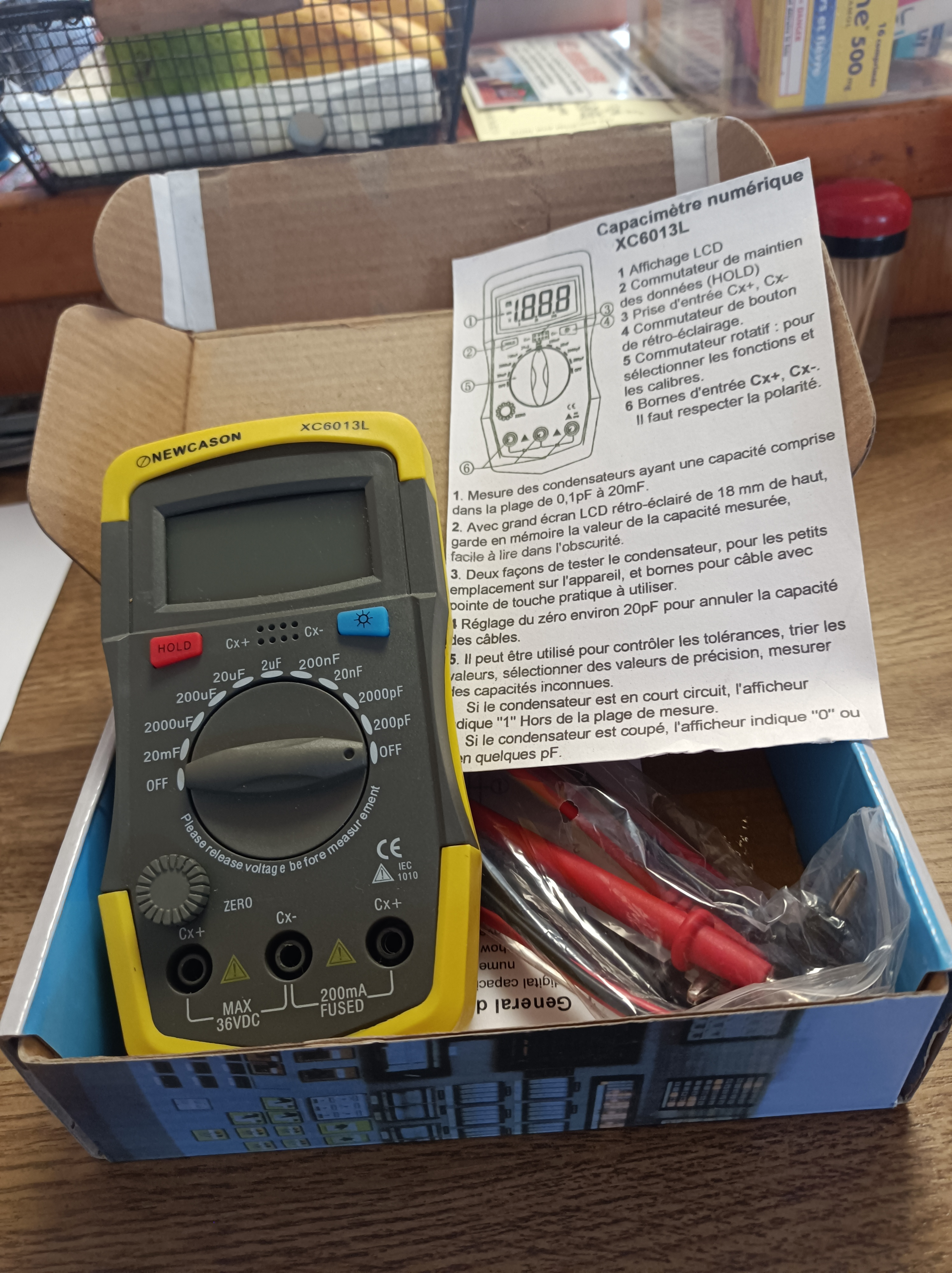 Capacim�tre num�rique Newcason XC6013L 25 Saint-Prix (95)