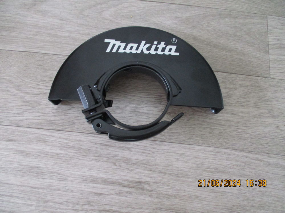 Capot de protection 20 Malz�ville (54)