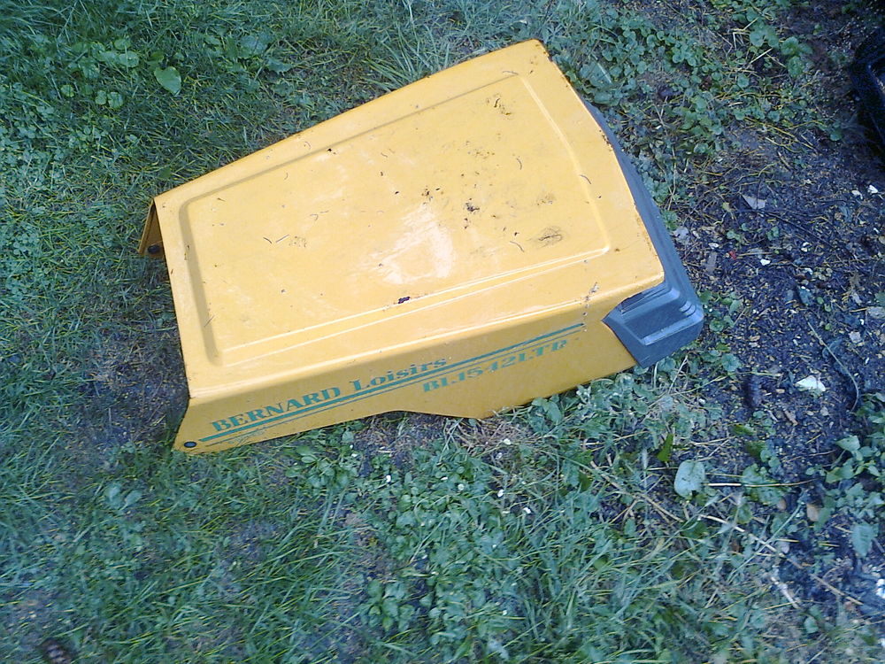 capot tracteur tondeuse 35 Cernoy (60)