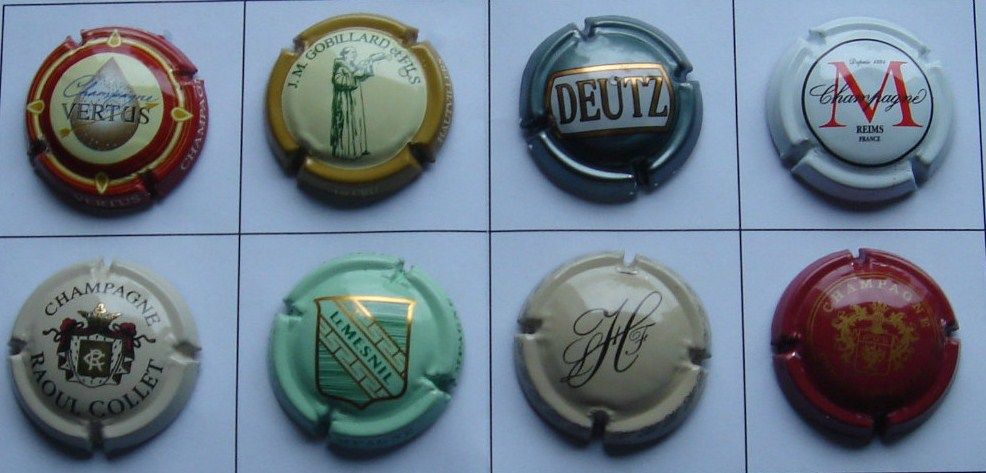 Lot n� 7 - 8 Capsules de Champagne en bon �tat : 6 Montgeron (91)