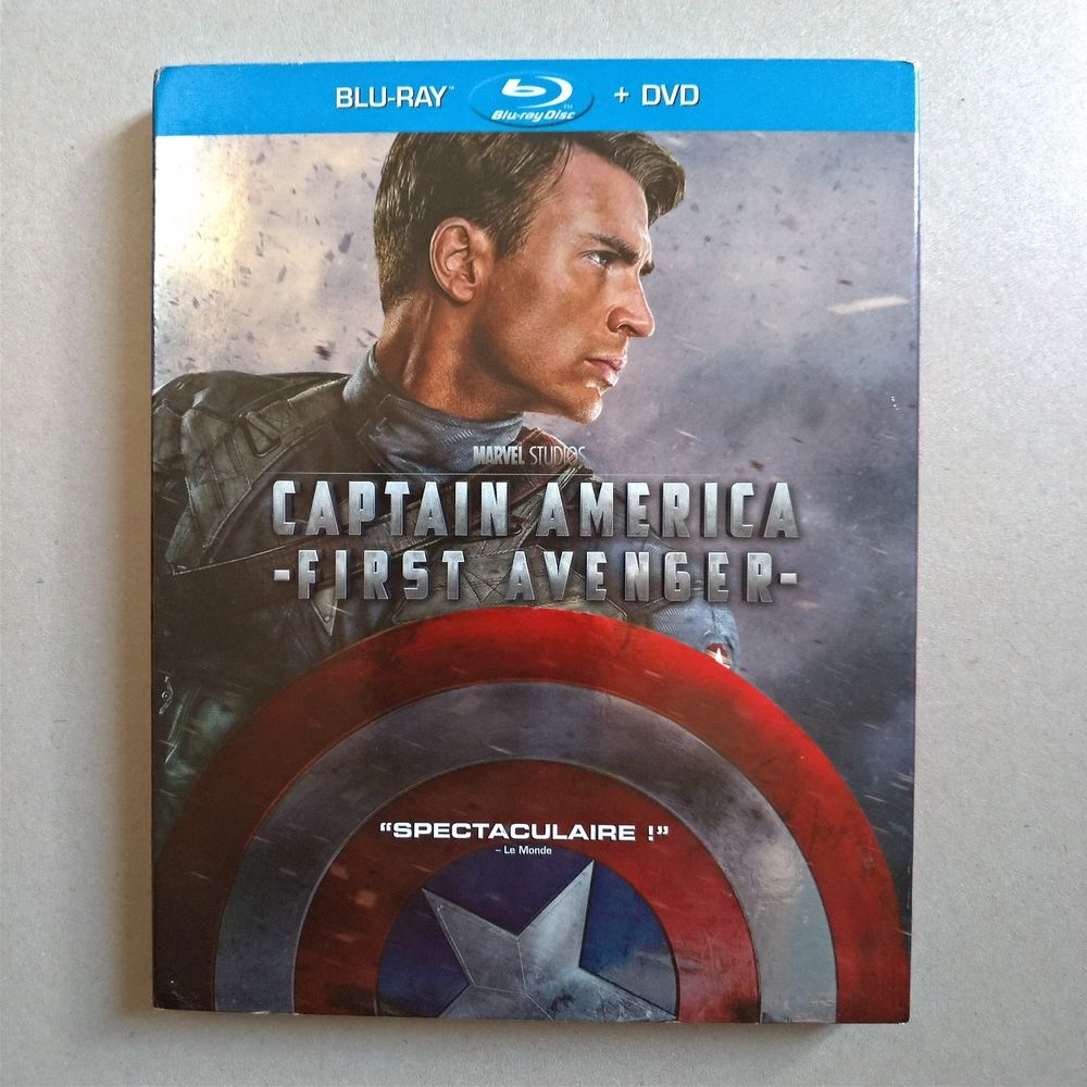 Captain America  : The First Avenger (Combo Blu-Ray + DVD) 6 Saint-Maur-des-Foss�s (94)